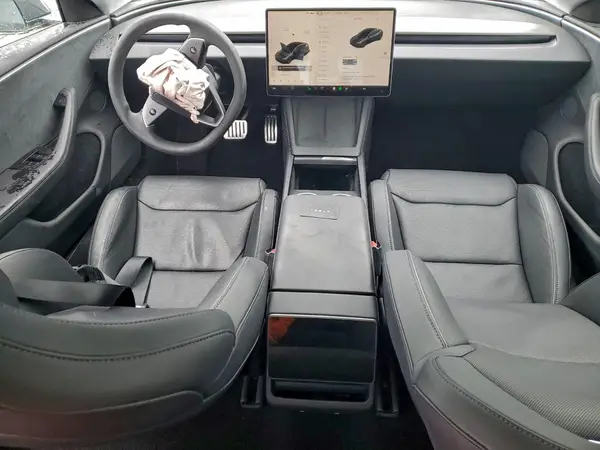 5YJ3E1ET6RF787994 2024 TESLA MODEL 3 - Image 8