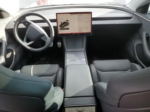 5YJ3E1ET6RF845571 2024 TESLA MODEL 3 - Image 8