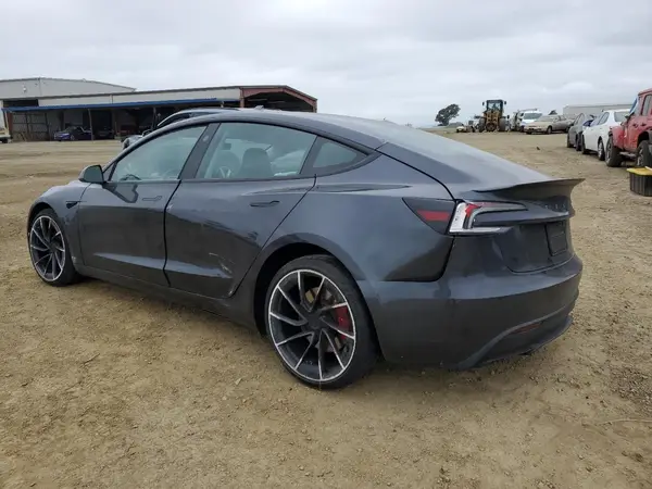 5YJ3E1ET6RF856277 2024 TESLA MODEL 3 - Image 2