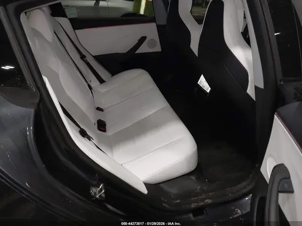 5YJ3E1ET6RF856604 2024 TESLA MODEL 3 - Image 8