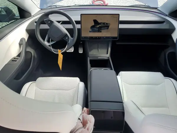 5YJ3E1ET6RF858286 2024 TESLA MODEL 3 - Image 8