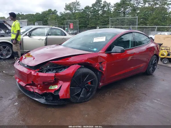 5YJ3E1ET6RF884290 2024 TESLA MODEL 3 - Image 2