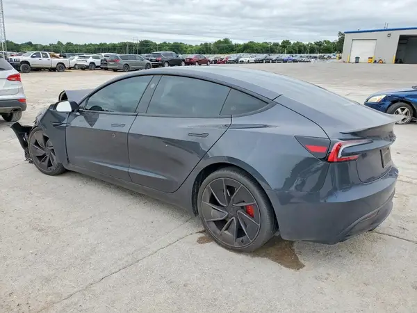 5YJ3E1ET6SF016649 2025 TESLA MODEL 3 - Image 2