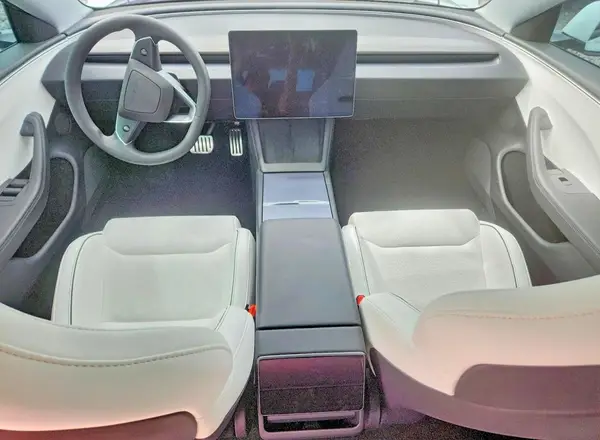 5YJ3E1ET6SF057637 2025 TESLA MODEL 3 - Image 8