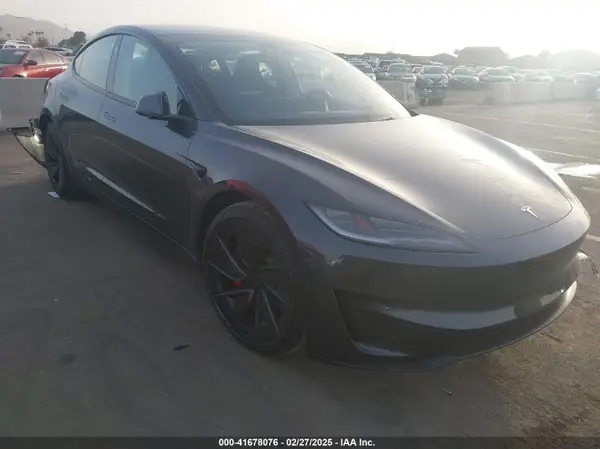 5YJ3E1ET6SF927287 2025 TESLA MODEL 3 - Image 1