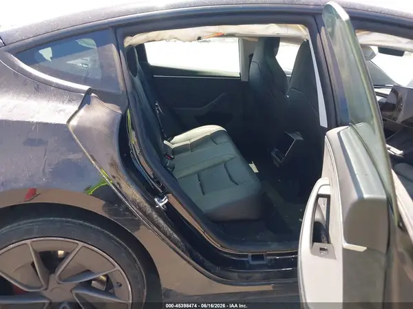 5YJ3E1ET6SF985335 2025 TESLA MODEL 3 - Image 8