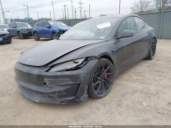 5YJ3E1ET6SF990633 2025 TESLA MODEL 3 - Image 2