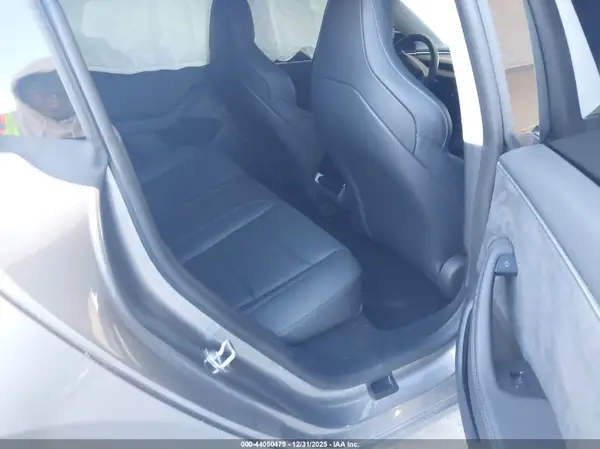 5YJ3E1ET6SF997324 2025 TESLA MODEL 3 - Image 8