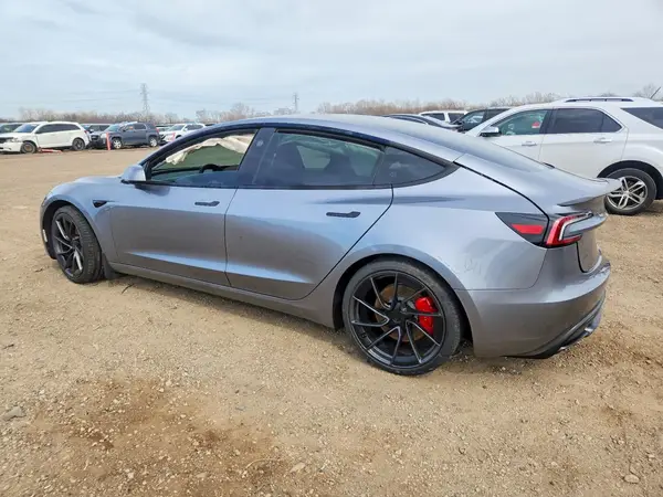 5YJ3E1ET6TF139417 2026 TESLA MODEL 3 - Image 2