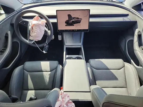 5YJ3E1ET6TF139417 2026 TESLA MODEL 3 - Image 8