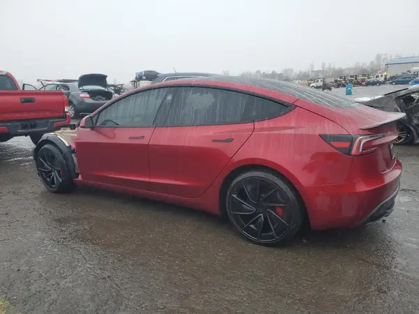 5YJ3E1ET7RF782464 2024 TESLA MODEL 3 - Image 2