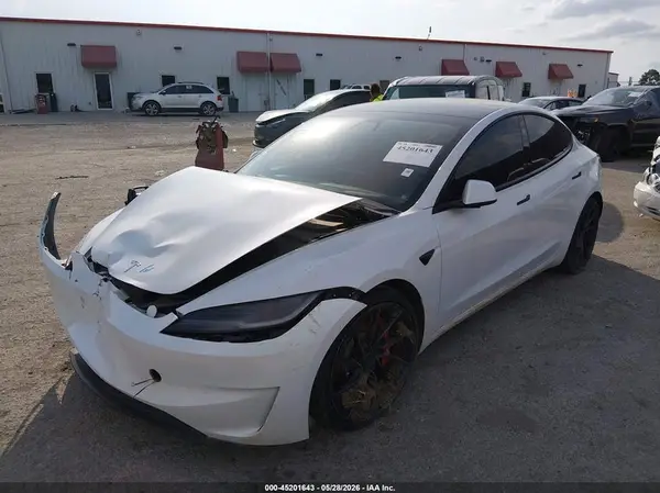 5YJ3E1ET7RF789365 2024 TESLA MODEL 3 - Image 2