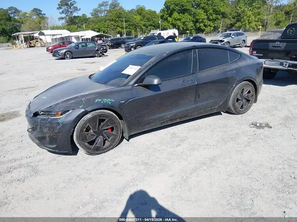 5YJ3E1ET7RF789933 2024 TESLA MODEL 3 - Image 2