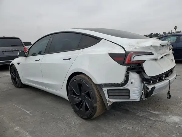 5YJ3E1ET7RF806603 2024 TESLA MODEL 3 - Image 2