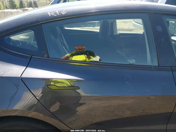 5YJ3E1ET7RF808853 2024 TESLA MODEL 3 - Image 8