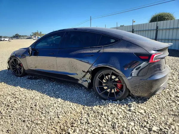 5YJ3E1ET7RF810599 2024 TESLA MODEL 3 - Image 2