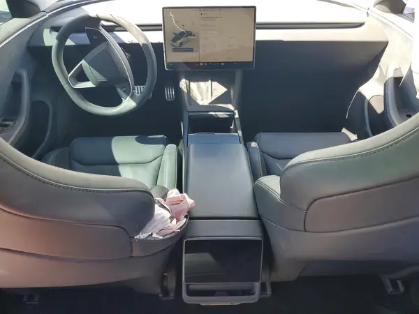 5YJ3E1ET7RF822008 2024 TESLA MODEL 3 - Image 8