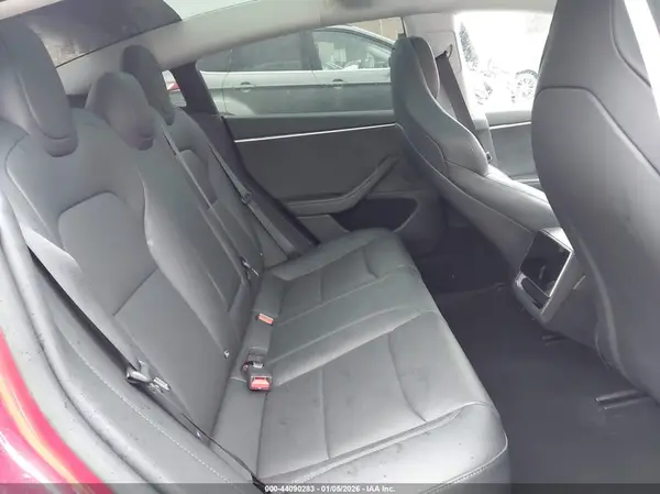 5YJ3E1ET7RF832909 2024 TESLA MODEL 3 - Image 8