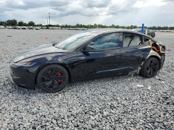 5YJ3E1ET7RF853243 2024 TESLA MODEL 3 - Image 1
