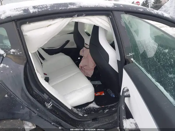 5YJ3E1ET7RF881365 2024 TESLA MODEL 3 - Image 8