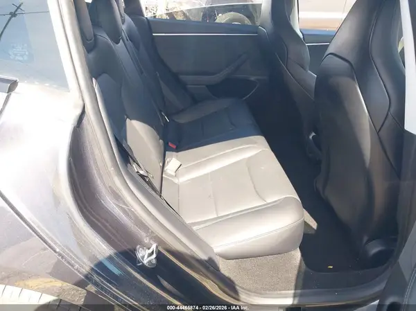 5YJ3E1ET7RF900805 2024 TESLA MODEL 3 - Image 8