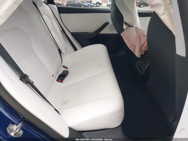 5YJ3E1ET7SF029667 2025 TESLA MODEL 3 - Image 8