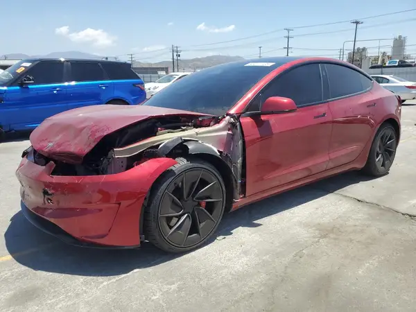 5YJ3E1ET7SF925774 2025 TESLA MODEL 3 - Image 1