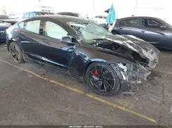5YJ3E1ET7SF986848 2025 TESLA MODEL 3