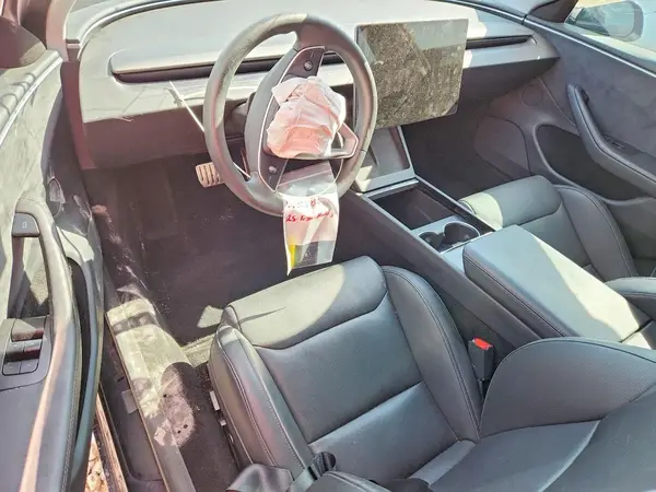 5YJ3E1ET7SF987577 2025 TESLA MODEL 3 - Image 8