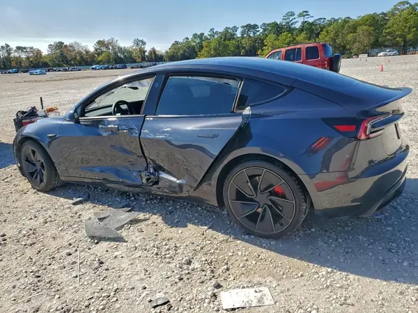 5YJ3E1ET7SF993556 2025 TESLA MODEL 3 - Image 2