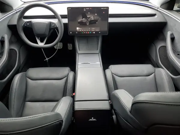 5YJ3E1ET8RF783932 2024 TESLA MODEL 3 - Image 8