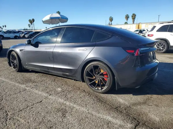 5YJ3E1ET8RF784286 2024 TESLA MODEL 3 - Image 2