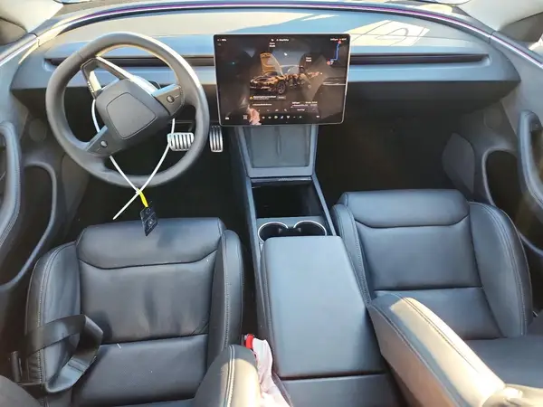 5YJ3E1ET8RF784286 2024 TESLA MODEL 3 - Image 8