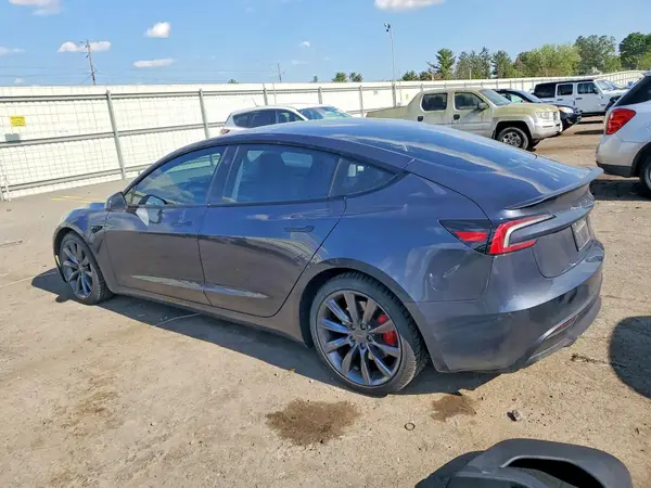5YJ3E1ET8RF807808 2024 TESLA MODEL 3 - Image 2