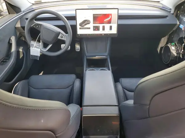 5YJ3E1ET8RF807808 2024 TESLA MODEL 3 - Image 8