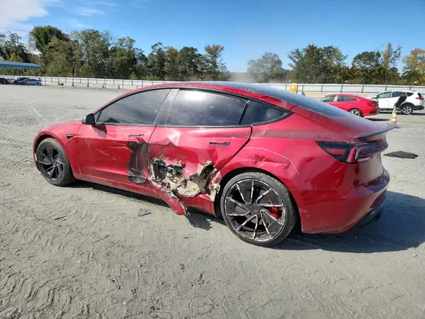5YJ3E1ET8RF808120 2024 TESLA MODEL 3 - Image 2