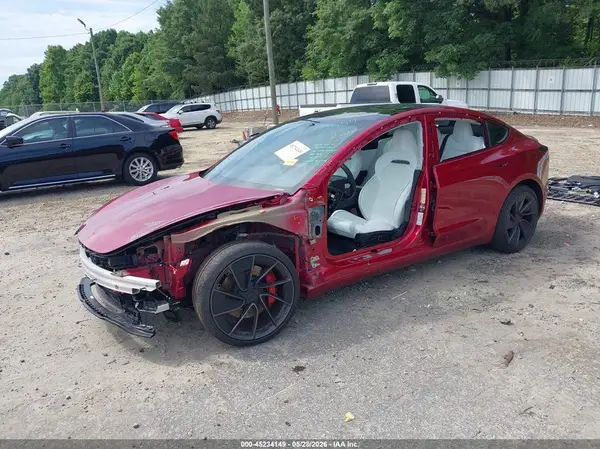 5YJ3E1ET8RF826035 2024 TESLA MODEL 3 - Image 2