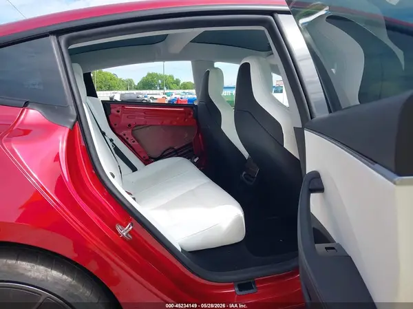 5YJ3E1ET8RF826035 2024 TESLA MODEL 3 - Image 8