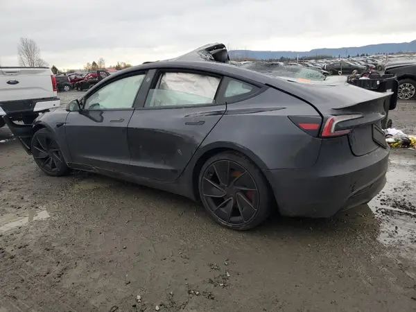5YJ3E1ET8RF827931 2024 TESLA MODEL 3 - Image 2