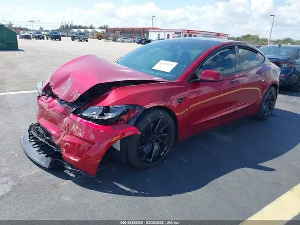5YJ3E1ET8RF830991 2024 TESLA MODEL 3 - Image 2