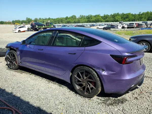 5YJ3E1ET8RF842834 2024 TESLA MODEL 3 - Image 2