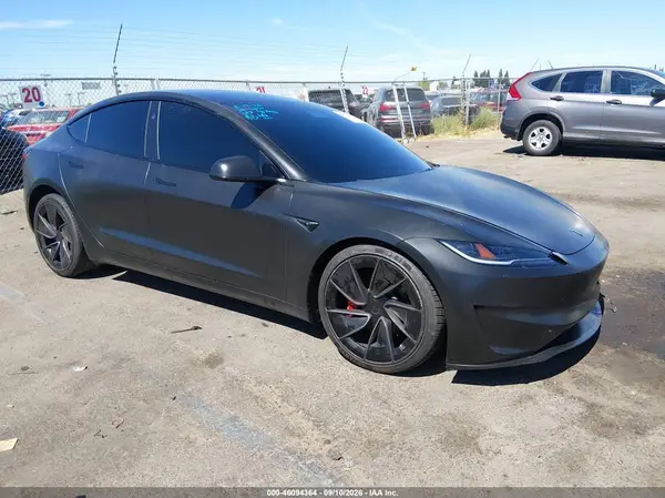 5YJ3E1ET8RF846866 2024 TESLA MODEL 3 - Image 1