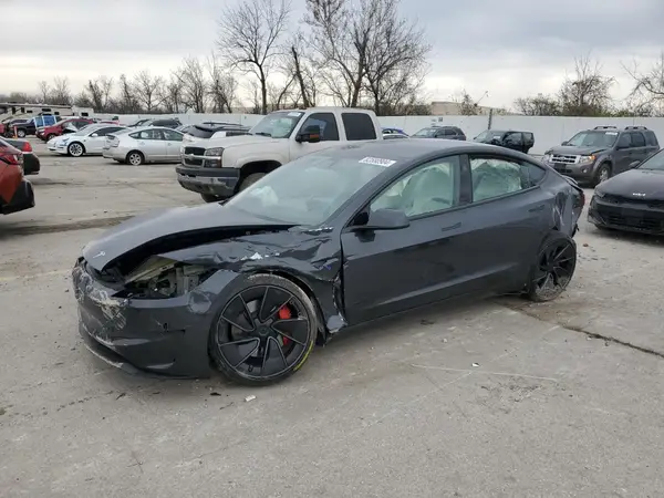 5YJ3E1ET8RF847628 2024 TESLA MODEL 3 - Image 1
