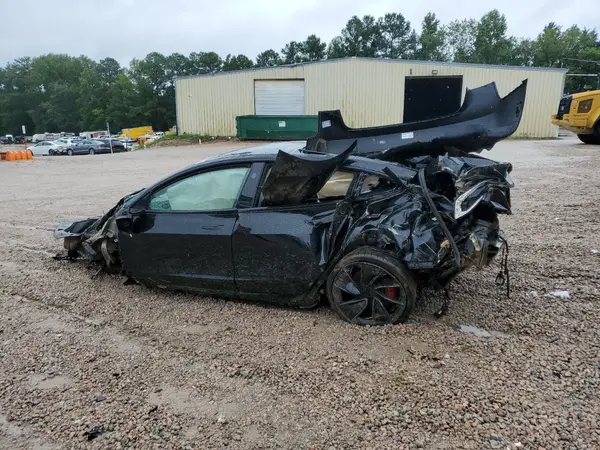 5YJ3E1ET8RF855020 2024 TESLA MODEL 3 - Image 2