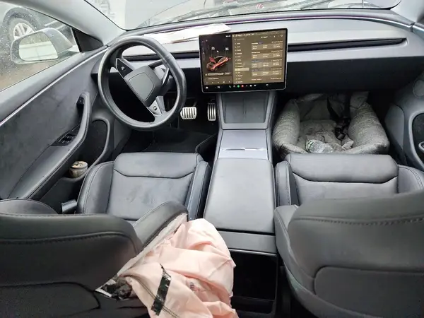 5YJ3E1ET8RF867040 2024 TESLA MODEL 3 - Image 8