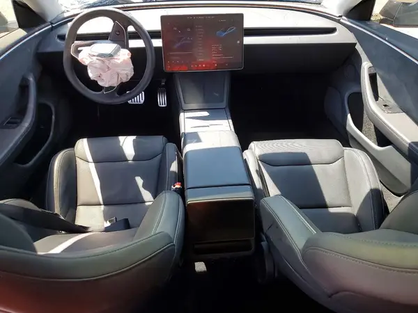 5YJ3E1ET8RF867071 2024 TESLA MODEL 3 - Image 8