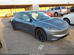 5YJ3E1ET8RF869886 2024 TESLA MODEL 3