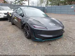 5YJ3E1ET8RF871587 2024 TESLA MODEL 3