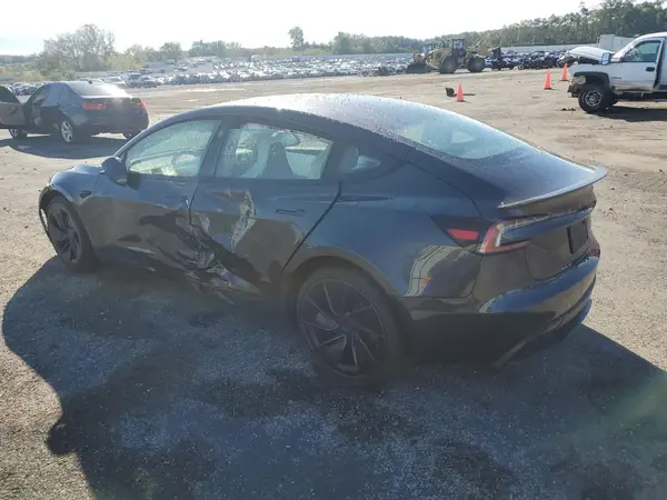 5YJ3E1ET8RF892536 2024 TESLA MODEL 3 - Image 2