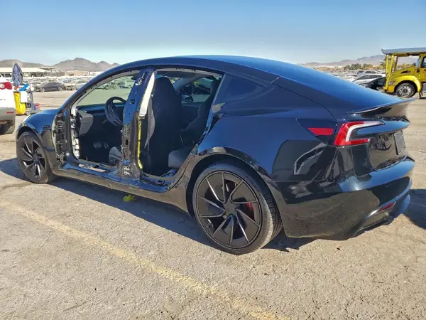 5YJ3E1ET8SF060765 2025 TESLA MODEL 3 - Image 2